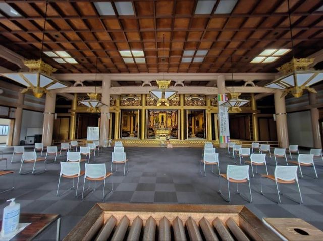 金澤 | 東本願寺金澤別院，是石川縣最具代表性的寺廟之一
