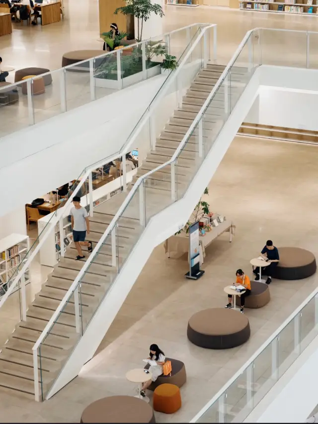 Shenzhen Civic Cente 🏛️