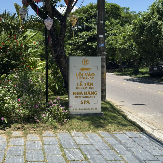 I highly recommend this Hotel if you go HoiAn