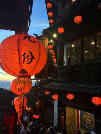 千と千尋の世界に浸る、九份の夕暮れ