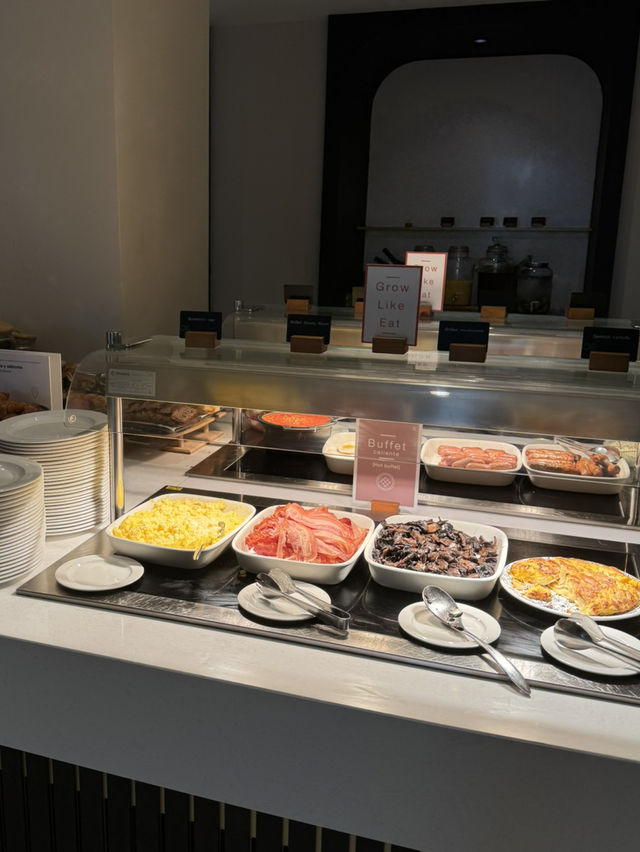 🍽️ 아침의 여유를 느끼는 곳, 바르셀로 포티나 말타 호텔 조식 🌞🥐