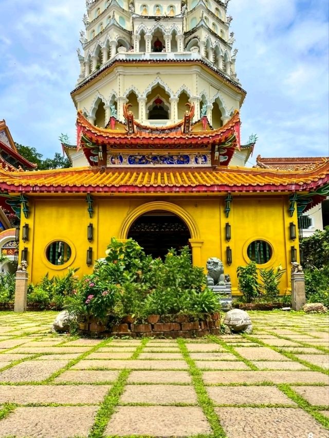 The Radiance of Kek Lok Si Temple