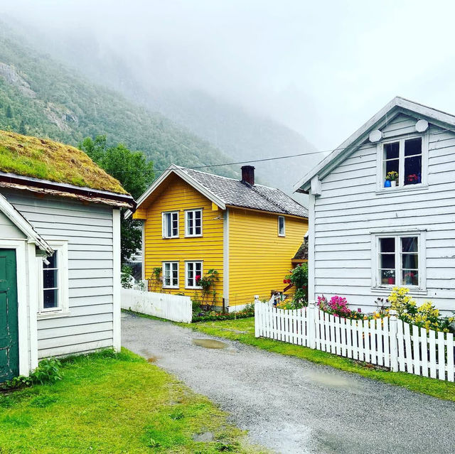 Step Back in Time at Gamle Lærdalsøyri 