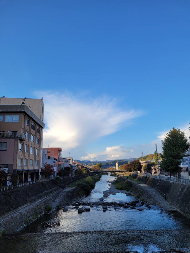 Toyama สวยเหมือนหลุดออกมาจากโปสการ์ด ✨