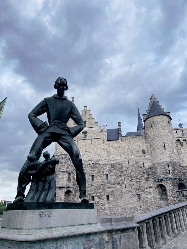 Diamonds & Daydreams: Antwerp Uncovered