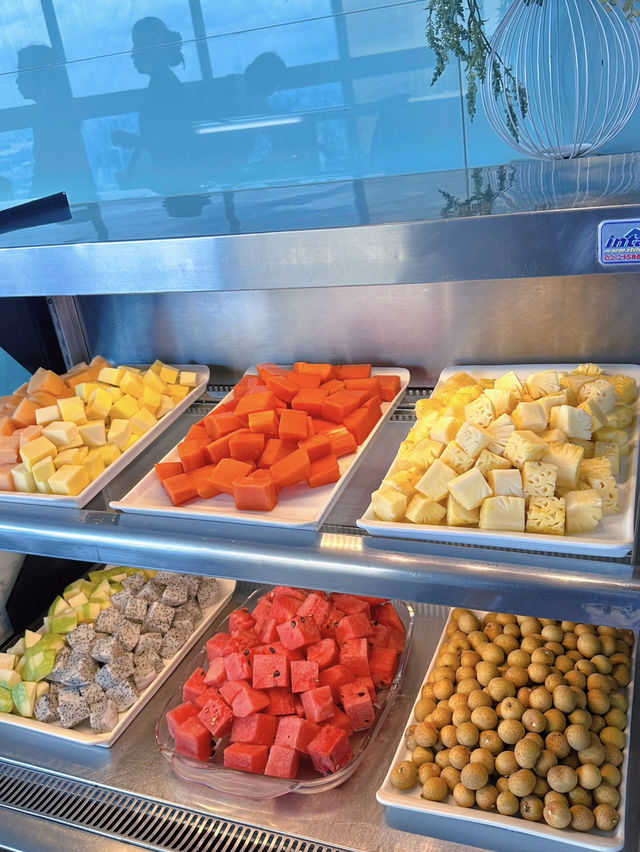 บุฟเฟต์นานาชาติที่ตึกใบหยก