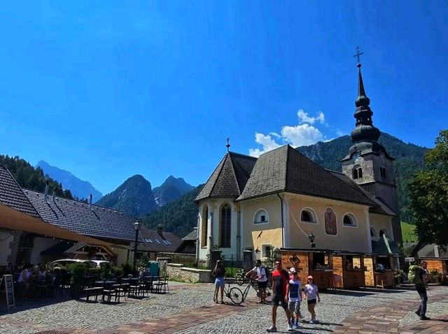 🏔️ Kranjska Gora – Slovenia’s Alpine Paradise Awaits 🏔️ Kranjska Gora – Slovenia’s Alpine Paradise Awaits