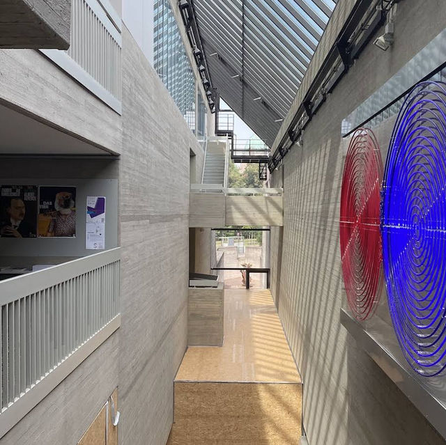 Sprengel Museum Hannover – A Modernist Haven for Art and Imagination