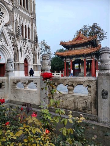 Church of The Saviour, Beijing (西什库教堂) Church of The Saviour, Beijing (西什库教堂)