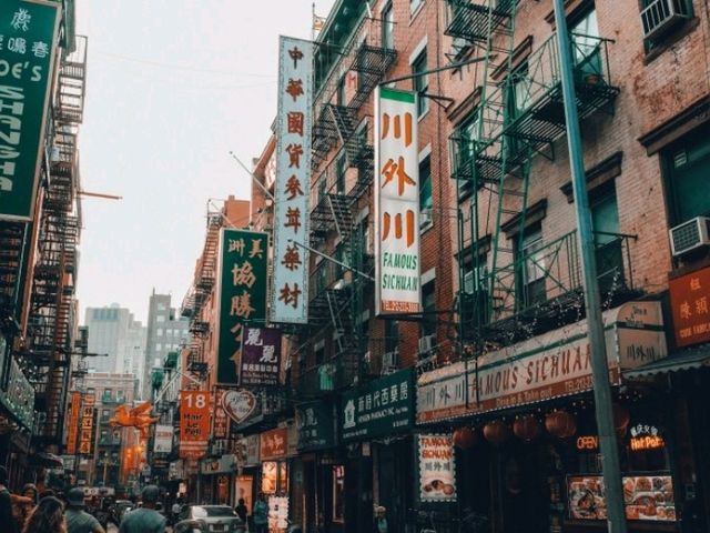 🏮 Foodie Paradise Meets Heritage: Exploring Singapore's Chinatown 🇸🇬