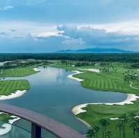 Forest City Golf Hotel: Your Luxe Getaway in Nature 🌳⛳