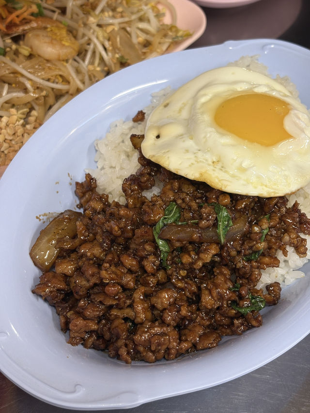 태둑 현지 식당 무드 10000% ‘드렁킨타이 사당점’🇹🇭 태둑 현지 식당 무드 10000% ‘드렁킨타이 사당점’🇹🇭