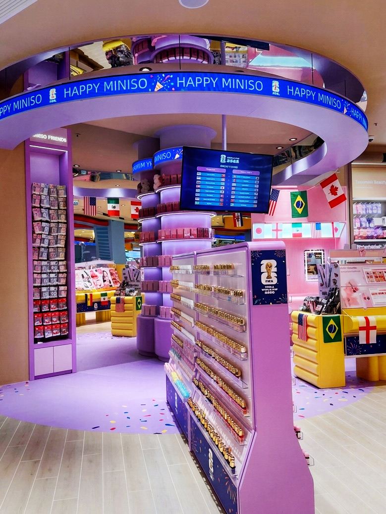 🌟 Cheer, Collect & Celebrate at Miniso Friends LaLaport BBCC
