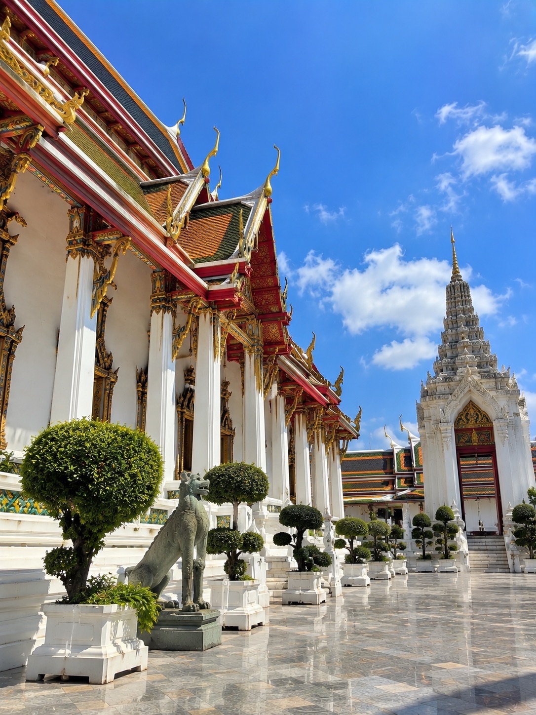 A Spiritual Guide to Wat Suthat Thepwararam, Bangkok.