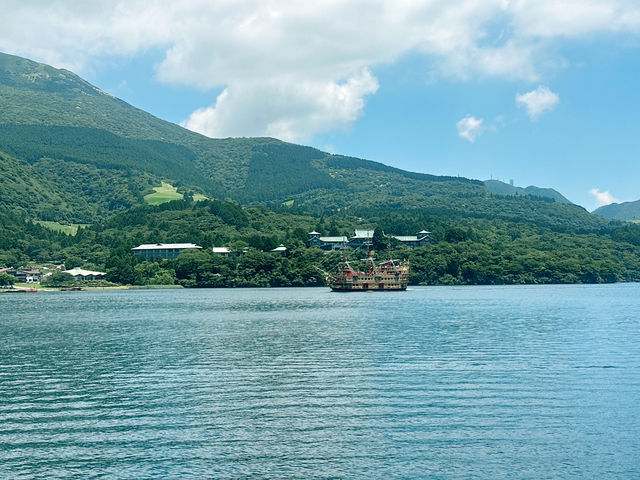 🏴‍☠️箱根海賊船體驗｜蘆之湖夢幻航行✨｜打卡富士山＋童話海盜世界⚓