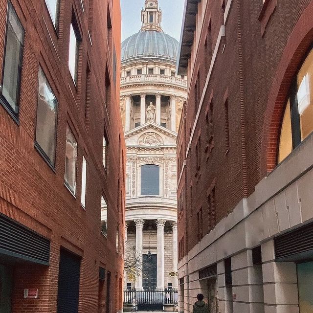 Leadenhall Market: History & elegance