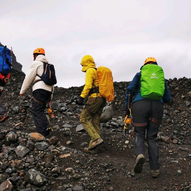 瓦特納冰川(Vatnajökull)徒步