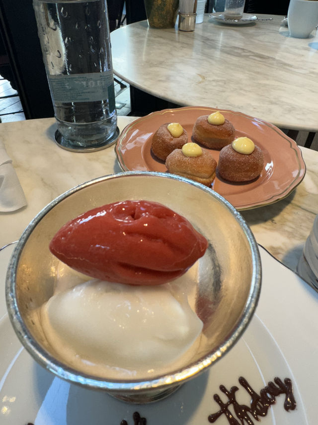 「Il Ristorante-Niko Romito at Bulgari Hotel」- 高級餐廳，爆分評分