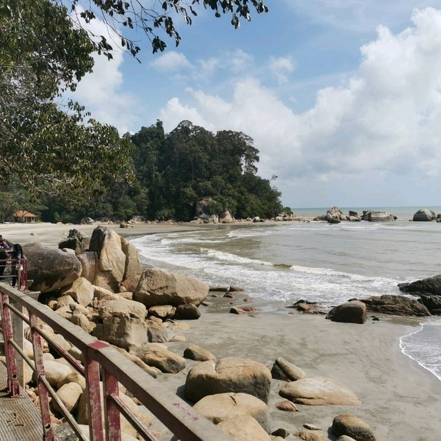 Looking for that relaxing beach break? 🌊🌊🌊