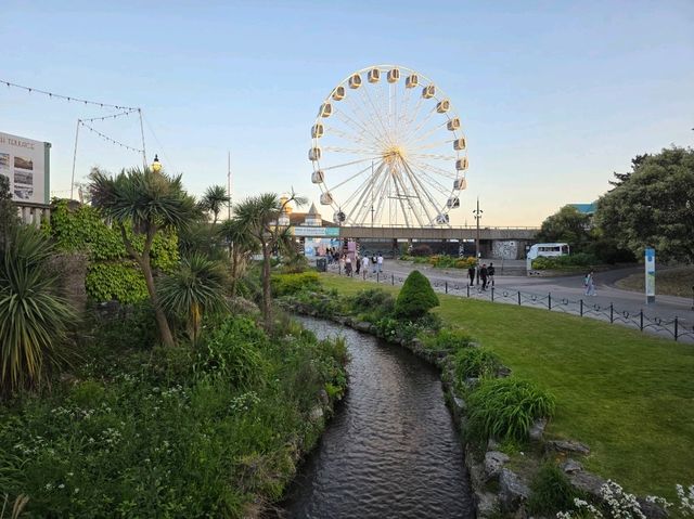Bournemouth Breeze: A Short Escape to the Sea