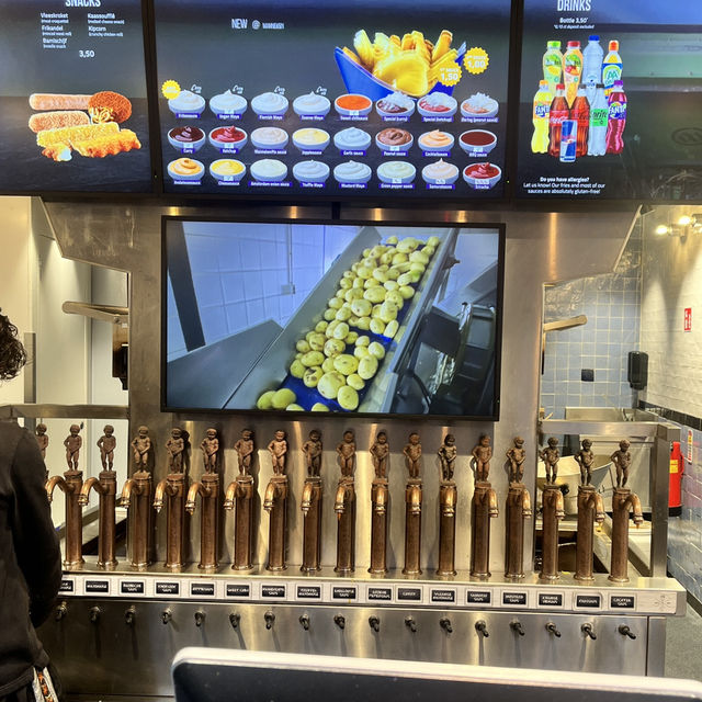 🇳🇱荷蘭阿姆斯特丹-Manneken Pis Damrak🍟