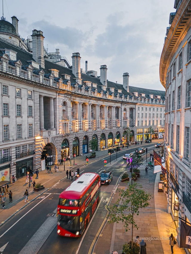 🎡 London – Where Royal Heritage Meets Modern Pulse