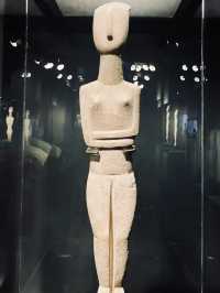 🏺Athens’ Cool Secret: Ancient Meets Edgy at the Cycladic Art Museum