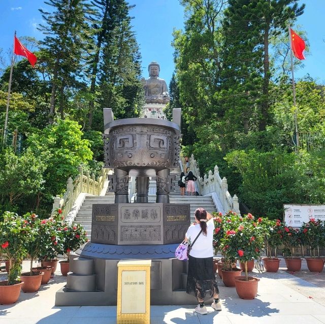 🌟 Discover the Majesty of the Big Buddha in Hong Kong! 🇭🇰🧘‍♂️