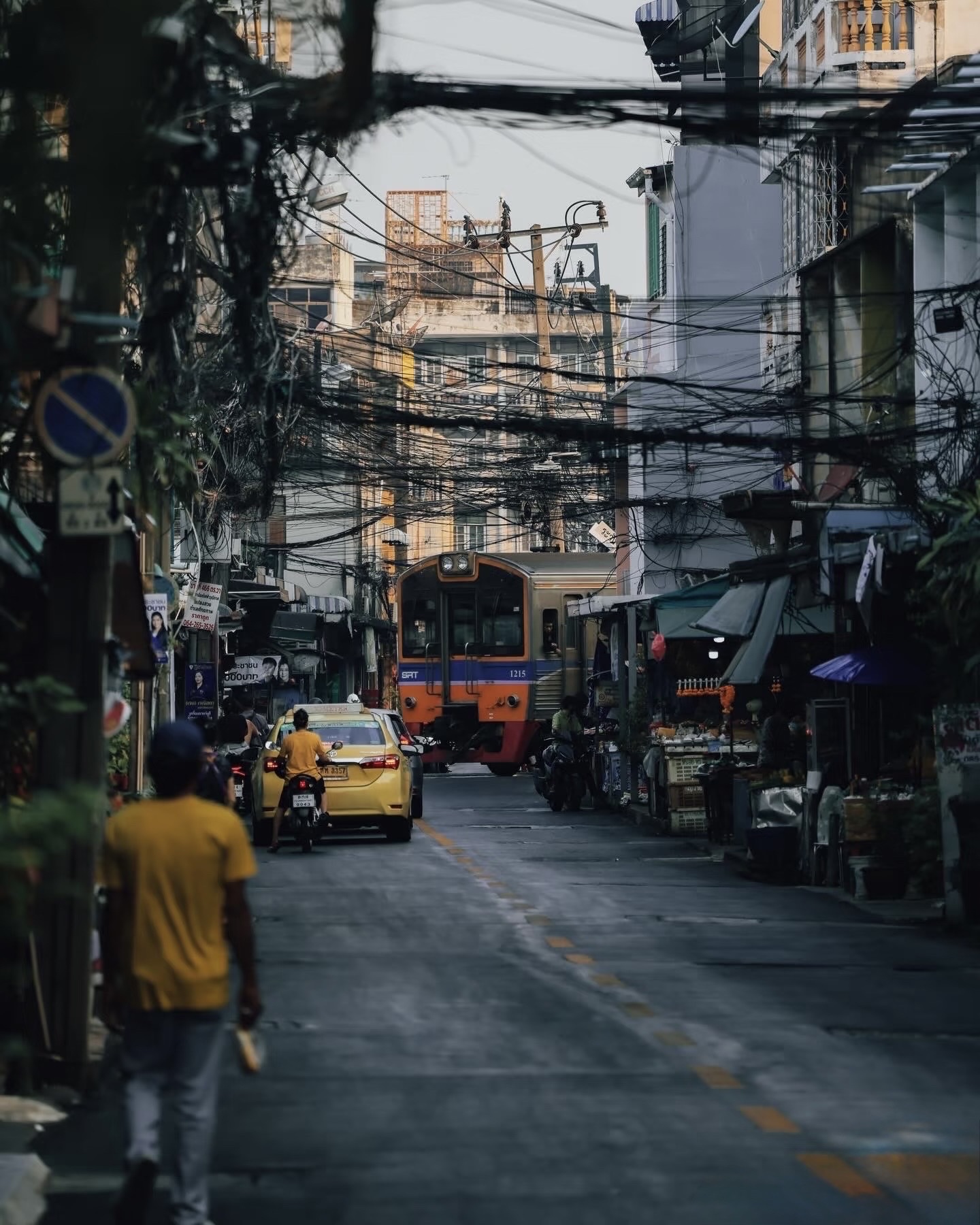 🔥 BANGKOK — A CITY THAT WILL EITHER WIN YOUR HEART OR ABSOLUTELY BLOW YOUR MIND

Here, skyscrapers tower over golden temples, Michelin-starred spots are tucked away in ordinary alleys, and the nightlife kicks off just as other cities are calling it a night.

🇹🇭 Bangkok Must-Sees:

✨ Grand Palace & Wat Phra Kaew — The quintessential Bangkok you see on postcards. The gold, the intricate details, and the atmosphere are simply indescribable.

🛕 Wat Arun — One of the city's most stunning temples. It’s especially breathtaking at sunset when the temple literally changes colors.

🌃 Mahanakhon SkyWalk — A glass floor high above the ground with a 360° city panorama. If you aren't afraid of heights, this is a non-negotiable.

🛍️ ICONSIAM — Worth a visit for more than just shopping. Inside, there's a massive food market serving authentic Thai street food.

🍜 Chinatown — Chaotic by day, totally wild by night. Don’t look for polished aesthetics here—just lose yourself in the crowd.

🌿 Lumphini Park — An unexpected oasis in the heart of the concrete jungle. Plus, you can spot massive monitor lizards here.

🌆 Rooftop bars — Bangkok is at its best after dark. A cocktail, skyscrapers, and thousands of lights below—that’s what keeps people coming back.

🚤 Chao Phraya River Boat — One of the best ways to experience the city from a completely different perspective.

🔥 Most importantly: don’t try to figure Bangkok out in a single day.

It’s a city of extreme contrasts.

Morning: A temple and a monk with an alms bowl.
Day: A futuristic shopping mall.
Evening: Street food for a few dollars.
Night: A rooftop bar on the 50th floor.

That’s why you can’t just "see" Bangkok. You have to experience it. 🇹🇭

📌 Save this post—you’ll need it for your trip.