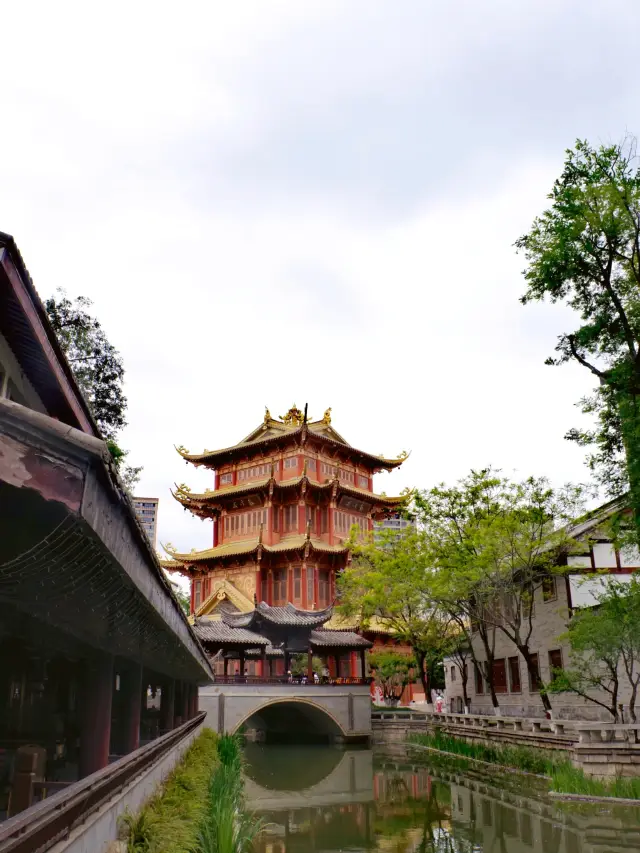 Not in Jiangnan! Chengdu! The unpopular ancient town surrounded by high-rise buildings