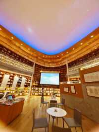 最美書店——光的空間