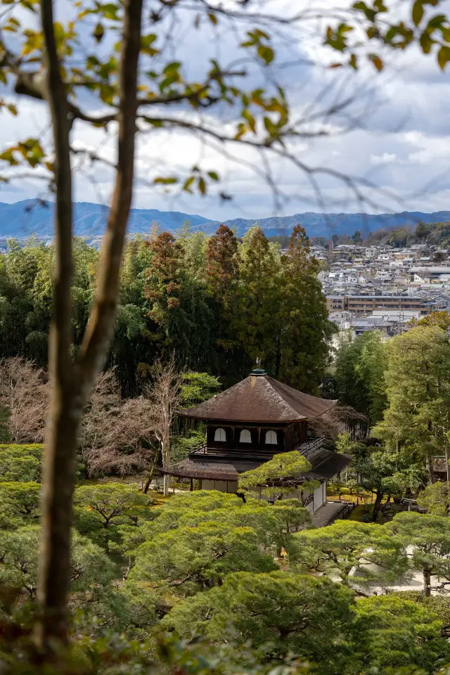 A must-visit on your Kyoto trip! Ginkaku-ji, a perfect blend of Zen and aesthetics