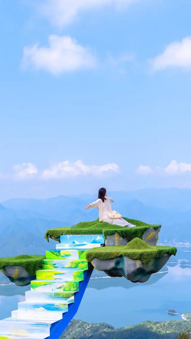宮崎駿のアニメ世界の天空の城