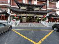 春回大召，陽光正好