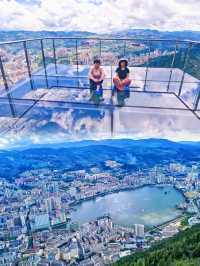 帶你觸摸天空的心跳，遊個舊老陰山玻璃棧道