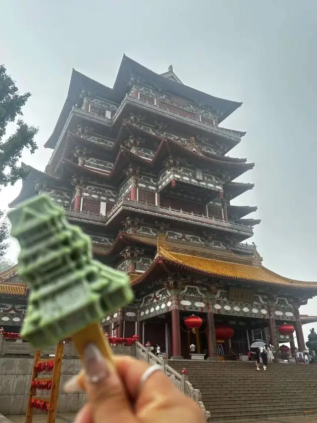 A Visit to Baolian Temple