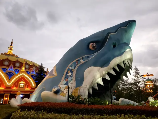 Shanghai Haichang Ocean Park.