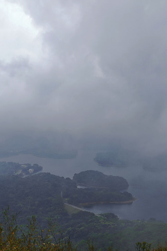 深圳「千島湖」打鼓嶂徒步攻略。