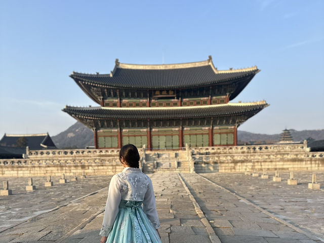 🇰🇷Gyeongbokgung Palace: A Journey Through Korean History 🌸  