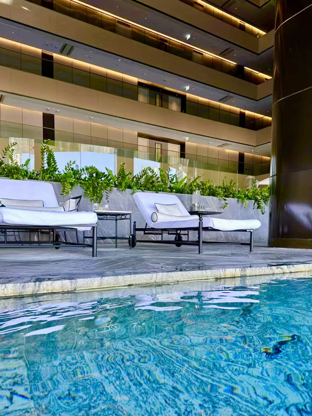 Bangkok’s Sindhorn Kempinski: Indulge in Elegance