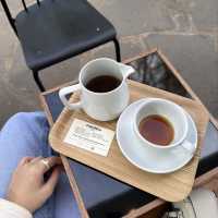 首爾弘大必打卡！Fuglen咖啡香襲來☕