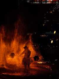 嘩！武漢嘅！水上樂園不夜城！超燃！