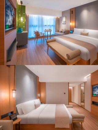 In Wuhan!! Stayed at the hotel of my dreams on Jianghan Road!! So good it moved me to tears!!