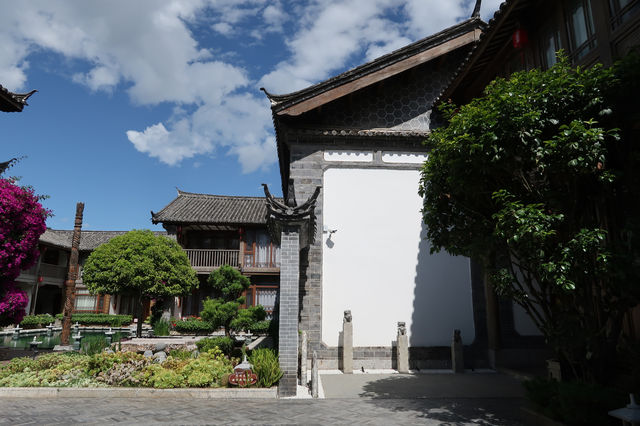 麗江泊心雲舍：邂逅詩意水系庭院