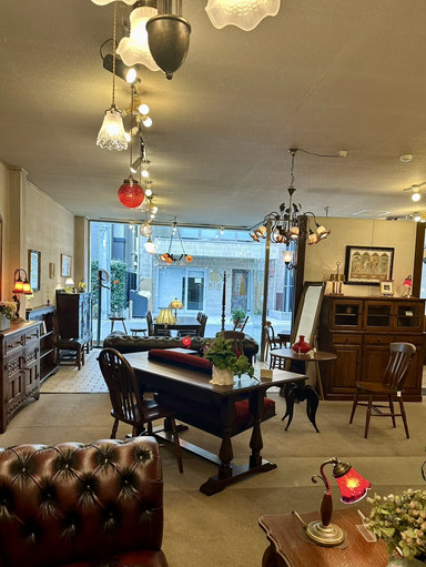 A Fusion of Vintage and Modern Selections—70B | Trip.com Osaka
