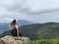 繼承「王位」，雨後初晴時，雲海翻騰