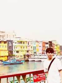 Keelung's Rainbow Port: Where Color Explodes by the Sea! 🌈⚓