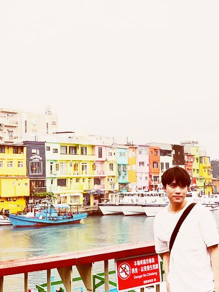 Keelung's Rainbow Port: Where Color Explodes by the Sea! 🌈⚓