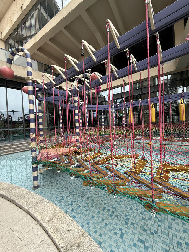 親子水樂園撒歡指南3.3萬㎡溫泉水樂園,泡私湯玩高空泳池 親子水樂園撒歡指南3.3萬㎡溫泉水樂園,泡私湯玩高空泳池