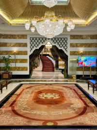  Sudah lama nggak mau pindah dari hotel tepi pantai ini di Jeddah, Arab Saudi! 